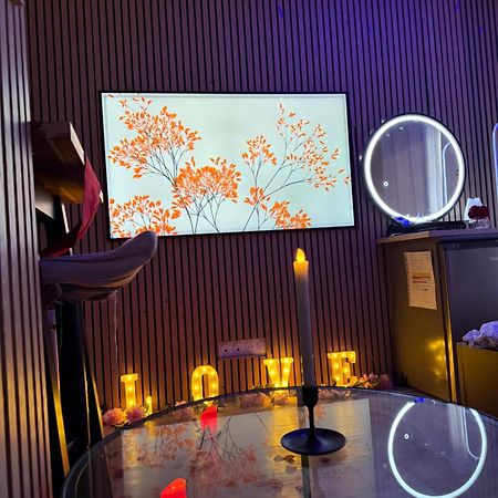 Love Room Nantais Nantes Exterior photo
